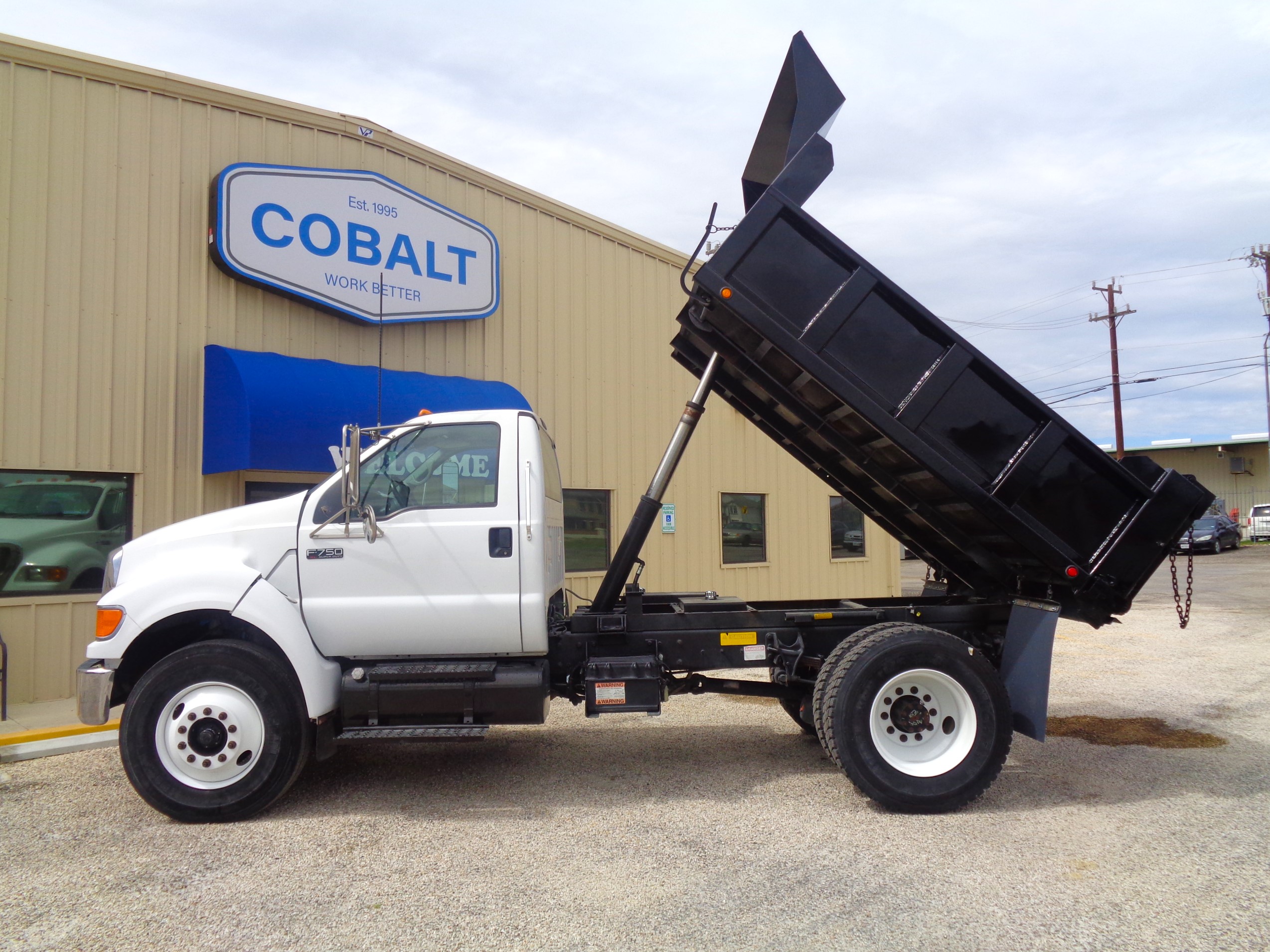 2008 FORD F750 10 FT DUMP BODY TRUCK VU2188